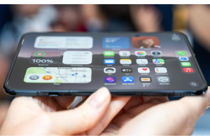 iPhone Duo Red Carpet Screen Gate: Nano-Texture Trade-Off or Lighting Misleading?