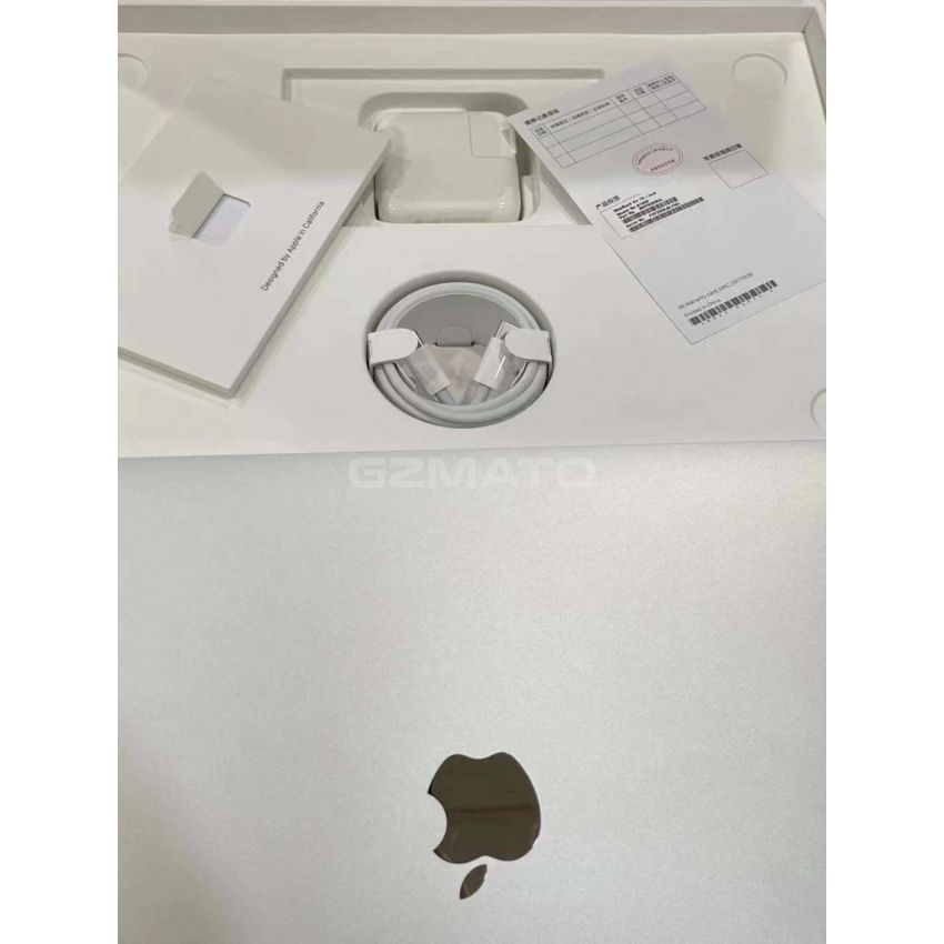 NEW MacBook Air 13.3-inch, Intel 8th Generation Core i5 1.6Ghz Processor 8GB Memory, 128GB SSD 2019 - KF2