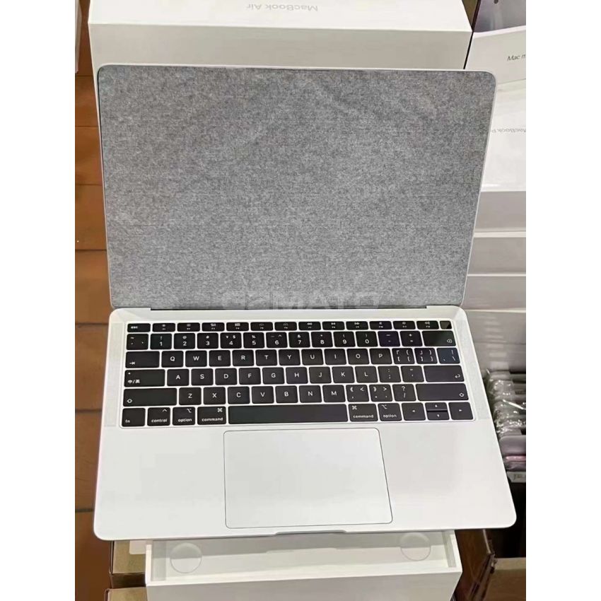 NEW MacBook Air 13.3-inch, Intel 8th Generation Core i5 1.6Ghz Processor 8GB Memory, 128GB SSD 2019 - KF2