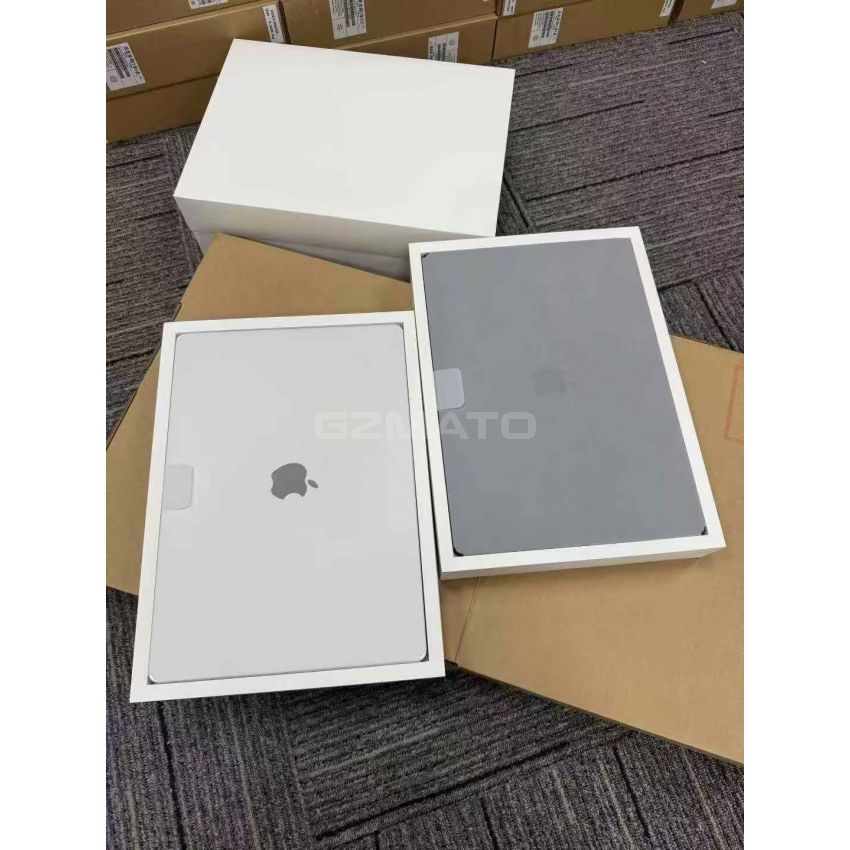 MacBook Pro 14-inch - Apple M4 Max chip - 1TB SSD - 14-Core CPU - 32-Core GPU - 36GB Memory (B.S Source) - Silver