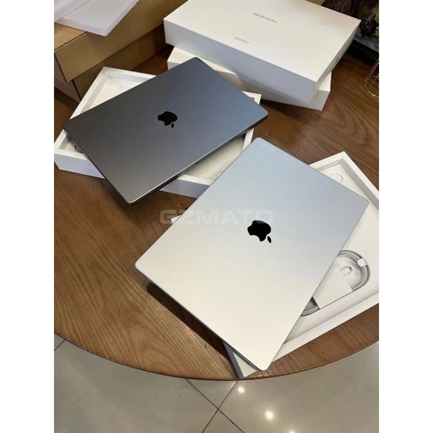NEW Apple MacBook Pro 16-Inches CN 1TB SSD Storage Version Apple Silicon M1 Max 10-Core CPU 32-Core GPU 32GB Unified Memory - Official Refurbished