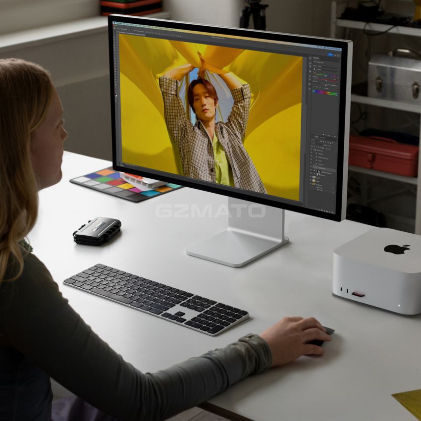 Mac Studio: Apple M2 Ultra - Silver