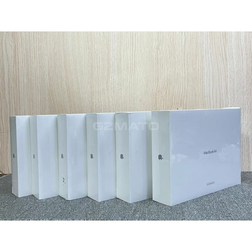 MacBook Air 13.6