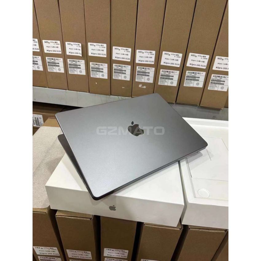 Apple - MacBook Pro 14