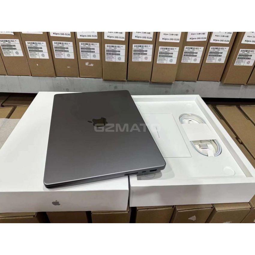 Apple - MacBook Pro 14