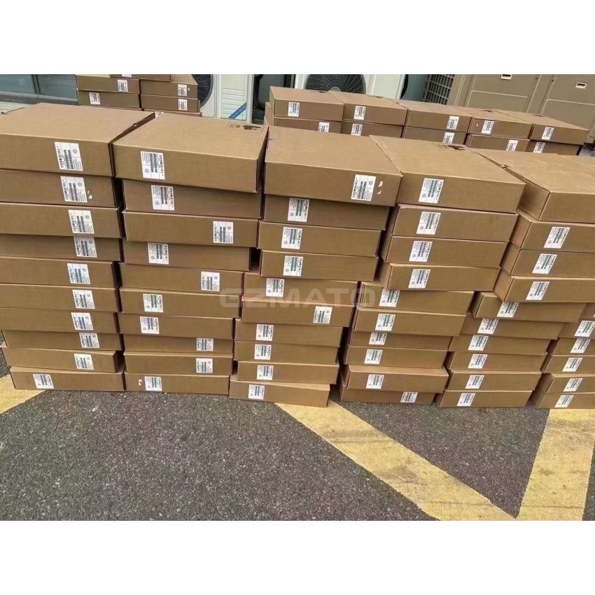 Apple - MacBook Pro 14