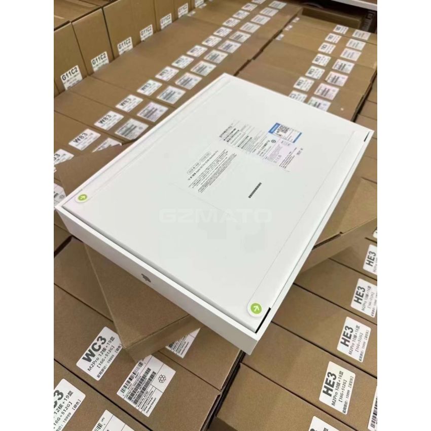 Apple - MacBook Pro 16