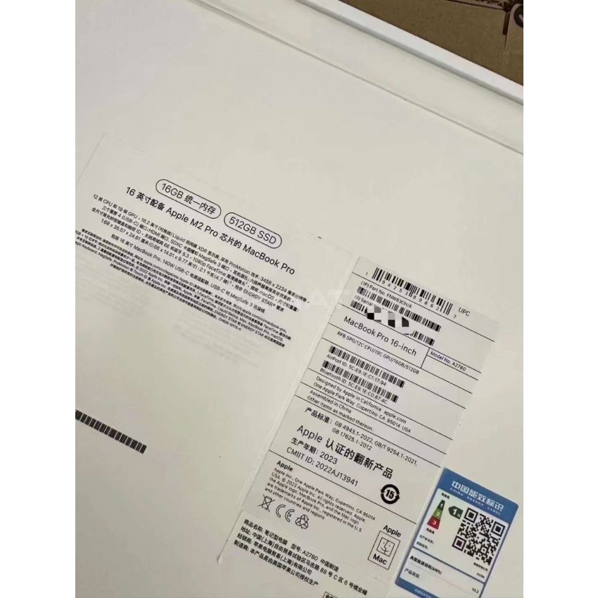 Apple - MacBook Pro 16
