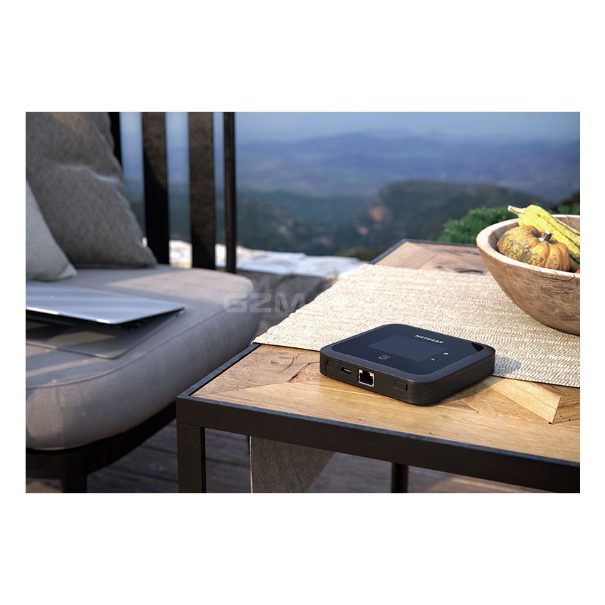 Netgear Nighthawk M5 5G WiFi 6 Mobile Router