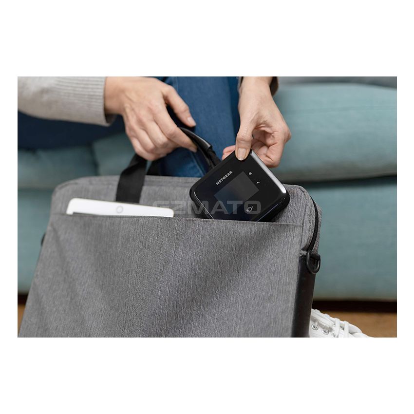 Netgear Nighthawk M5 5G WiFi 6 Mobile Router