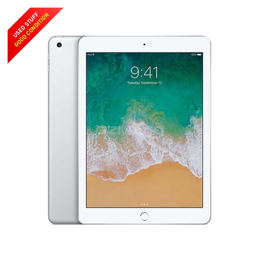 USED Apple iPad 9.7-Inches WLAN 128GB - Black, Silver 2017 Model (5th Generation)