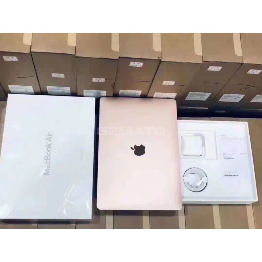 New Apple MacBook Air 13-Inches Core i5 RAM8GB SSD256GB