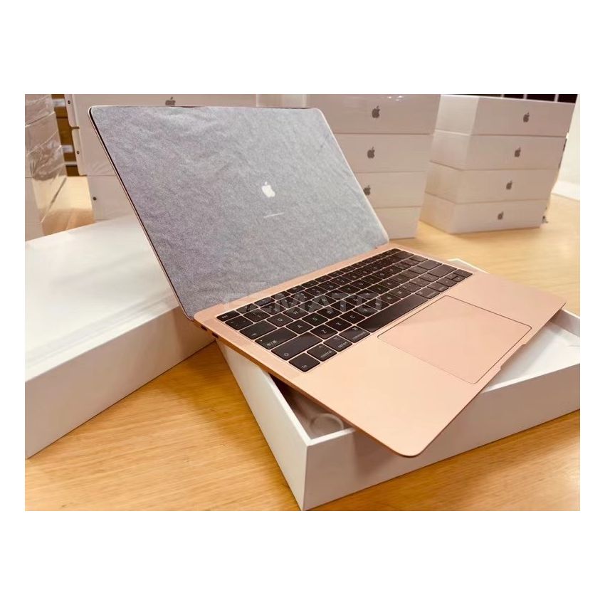 New Apple MacBook Air 13-Inches Core i5 RAM8GB SSD128GB 2020