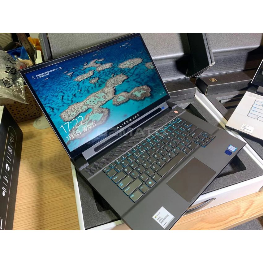 NEW Alienware M15 15.6-Inches Core i5-9300H 8GB SSD512GB GT1650