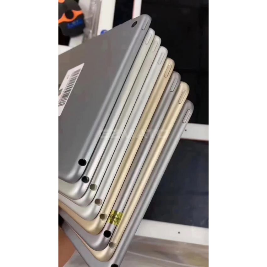 USED Apple iPad mini 4 WLAN 128GB 7.9-Inches, Black, Silver, Gold