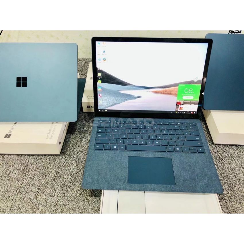 Microsoft  Surface Laptop 2 (Intel Core i5, 8GB RAM, 256GB) - Platinum
