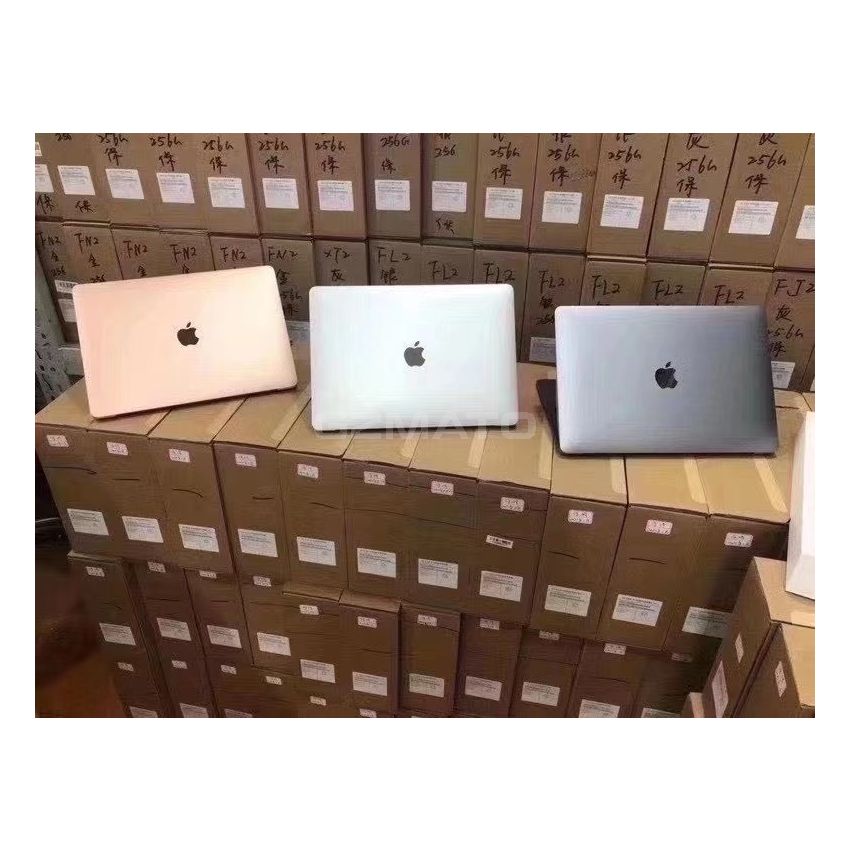 New Apple MacBook Air 13-Inches Core i5 RAM16GB SSD512GB -VE6 VH6 VK6