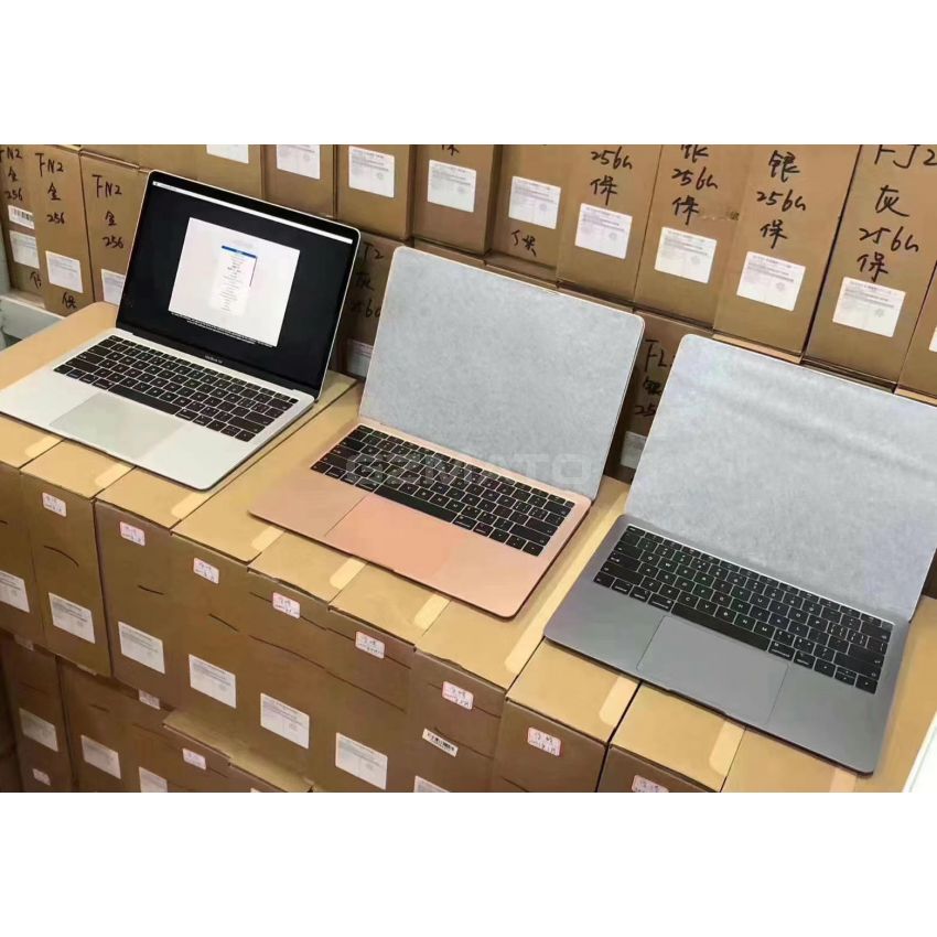 New Apple MacBook Air 13-Inches Core i5 RAM8GB SSD256GB -FN2 FJ2 2019 Model