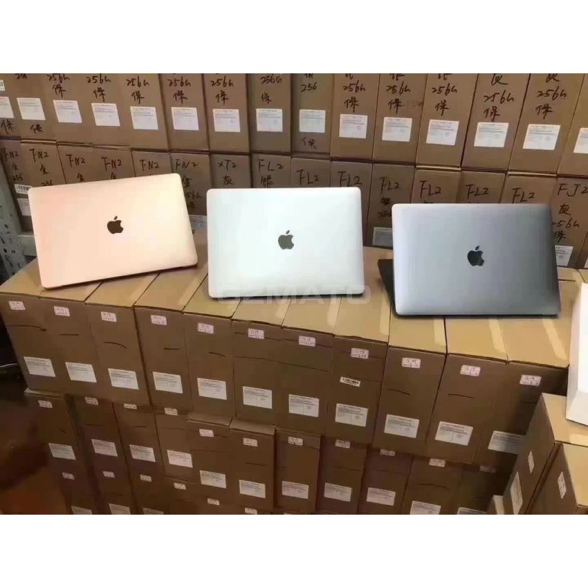 New Apple MacBook Air 13-Inches Core i5 RAM8GB SSD256GB -FN2 FJ2 2019 Model