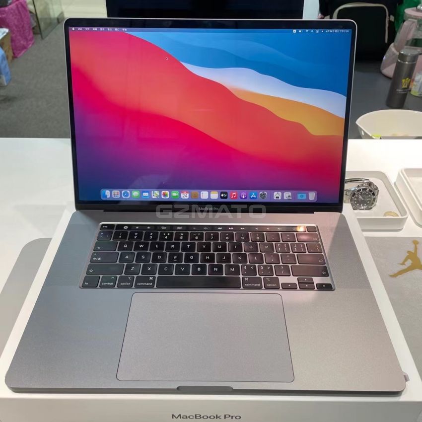 USED Apple MacBook Pro 16-inches Intel Core i9 2.3Ghz, RAM 16GB 1TB SSD, 5500M VK2 Space Gray