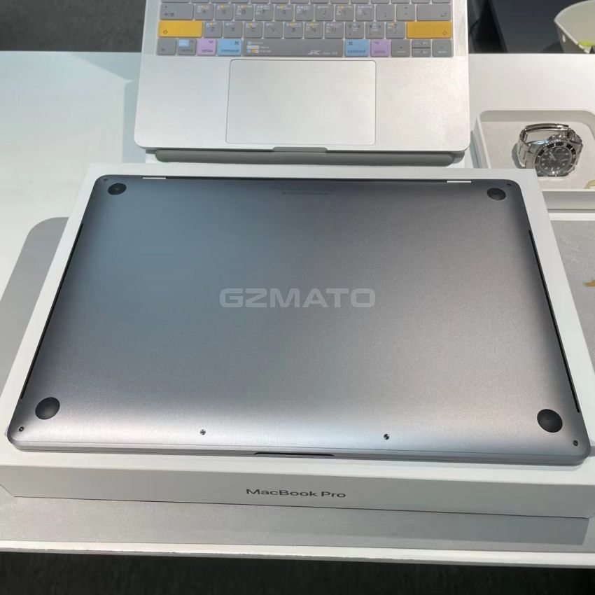 USED Apple MacBook Pro 16-inches Intel Core i9 2.3Ghz, RAM 16GB 1TB SSD, 5500M VK2 Space Gray