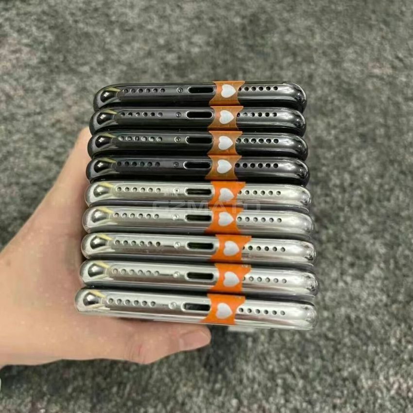 USED Apple iPhone X Fully Unlocked Global Carrier Network