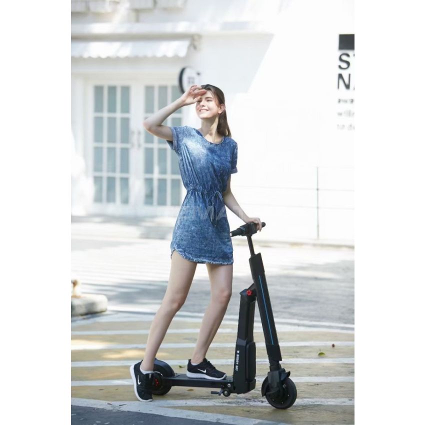 WW WWBETTER W - 007A Dual Use Electric Scooter Smart Folding Bike - Black