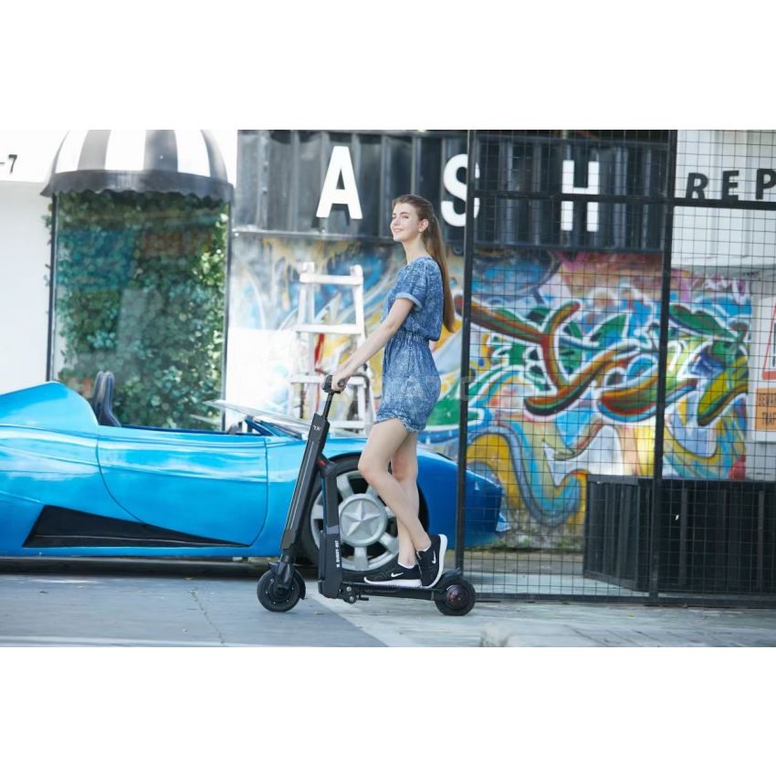 WW WWBETTER W - 007A Dual Use Electric Scooter Smart Folding Bike - Black