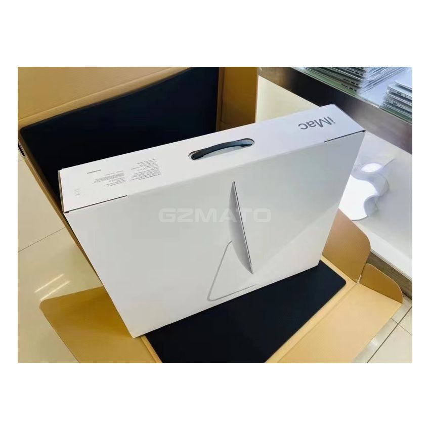 Apple iMac with Retina 5K Display 27-inch, i7 8GB RAM, 512GB
