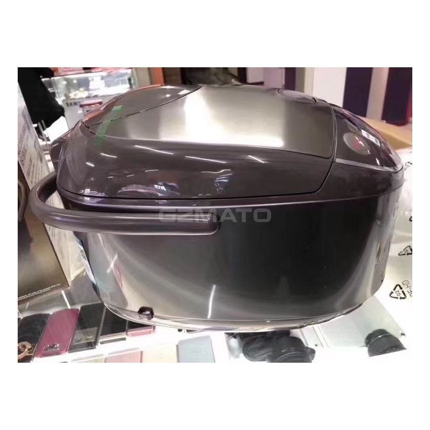 ZOJIRUSHI Micom Rice Cooker & Warmer 1.8L 10 CUPS/ 220V-820W NS-YSH18C