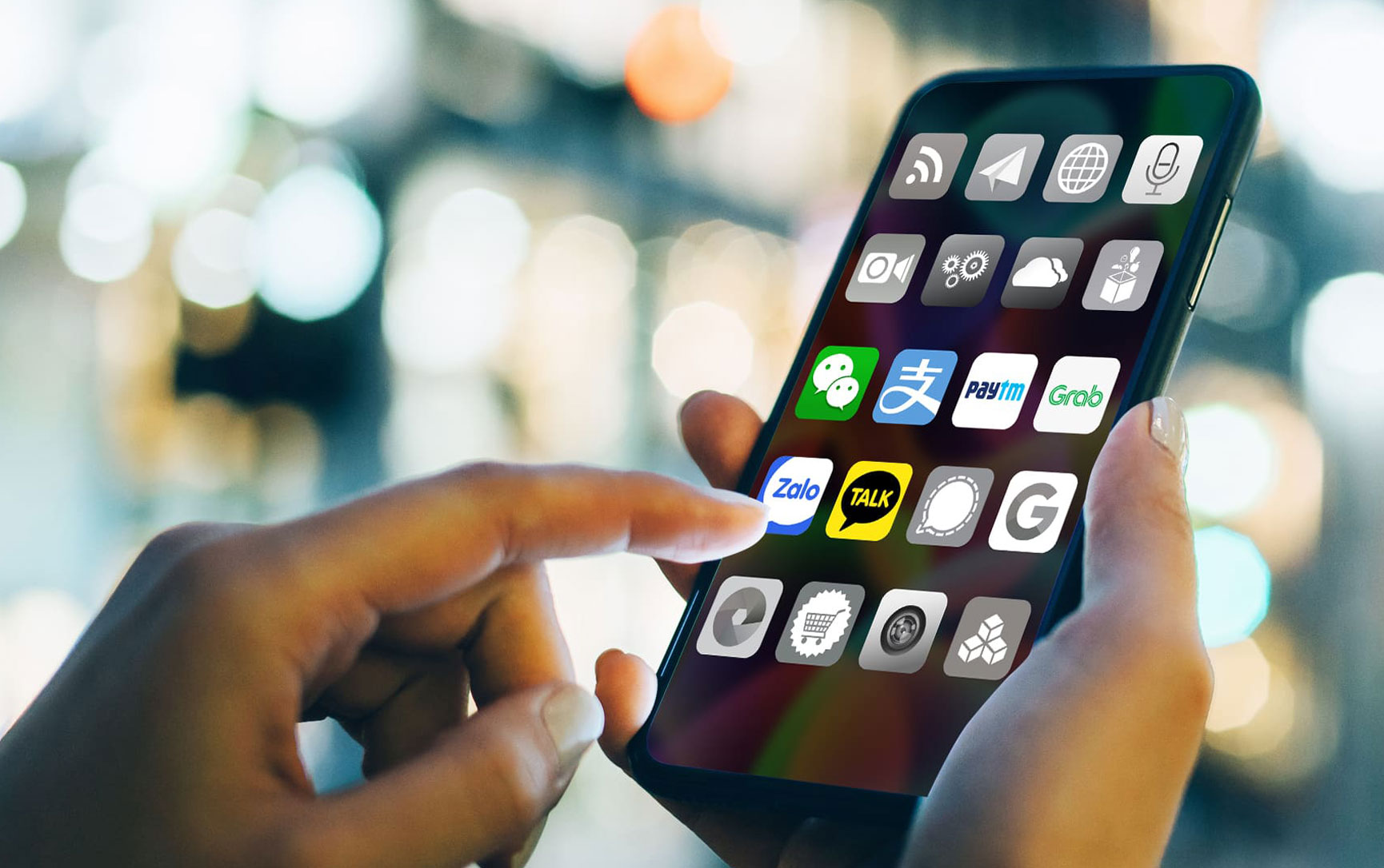 What the Heck Is a ‘Super App’ and Why Are Elon Musk, Evan Spiegel and Jack Dorsey So Interested?