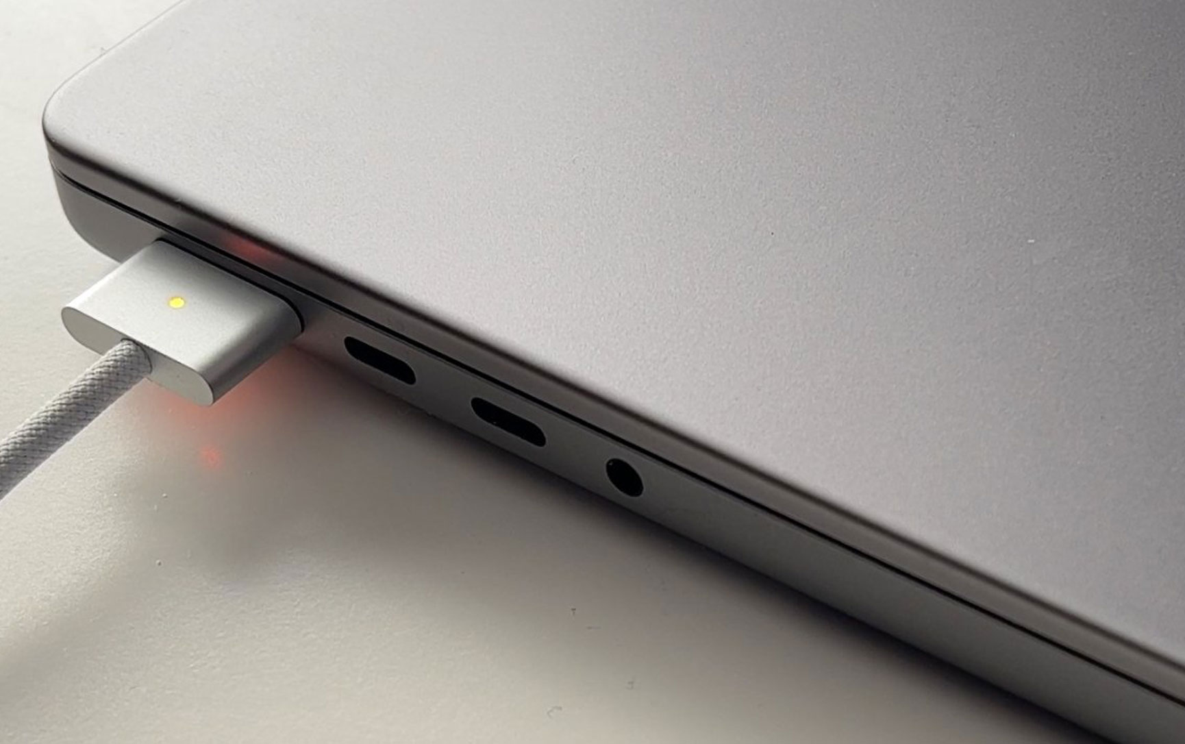 Some 16-inch MacBook Pro users report issues trying to charge their Mac