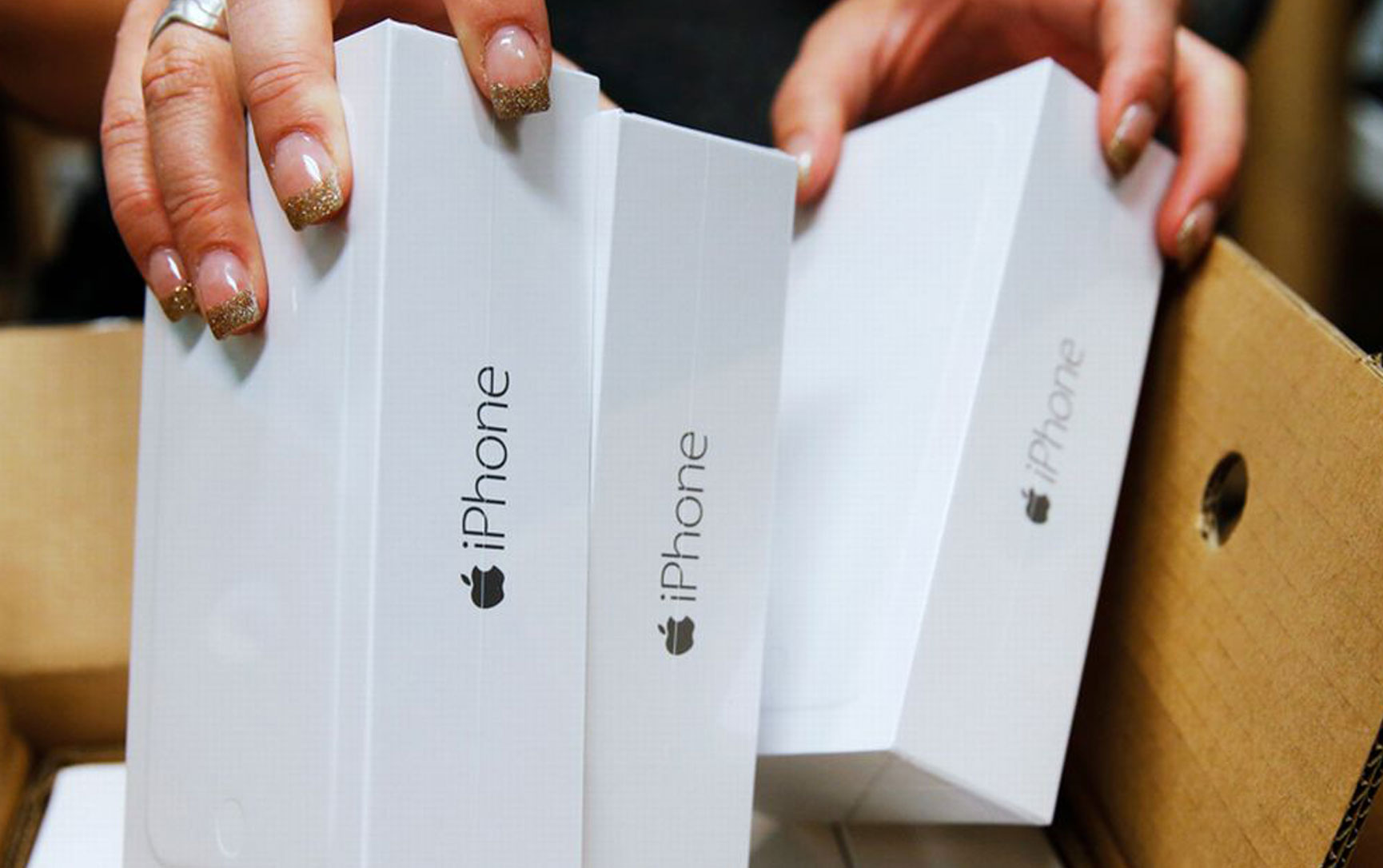 Apple Accused of Slowing Down Older iPhone Models, Now Facing a $918 Million Lawsuit in the UK