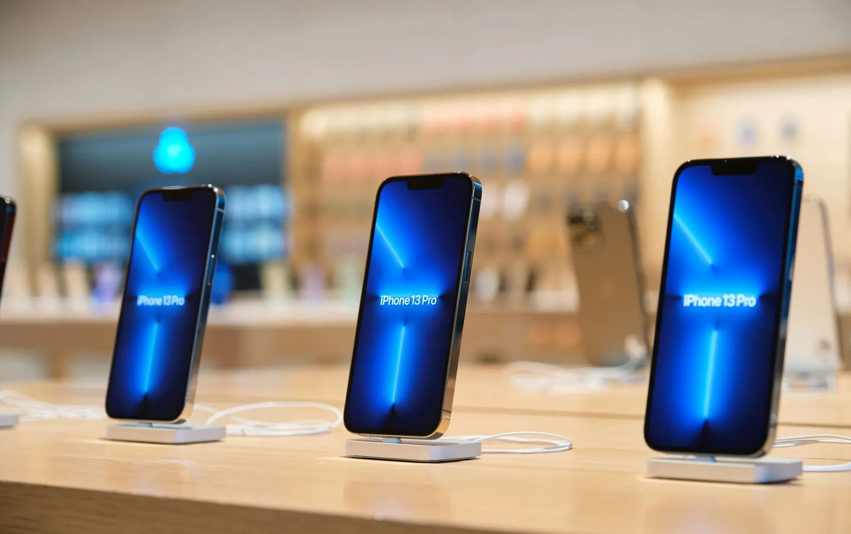 Report Apple cuts iPhone 13 production by 10 million units, due to ongoing chip shortages