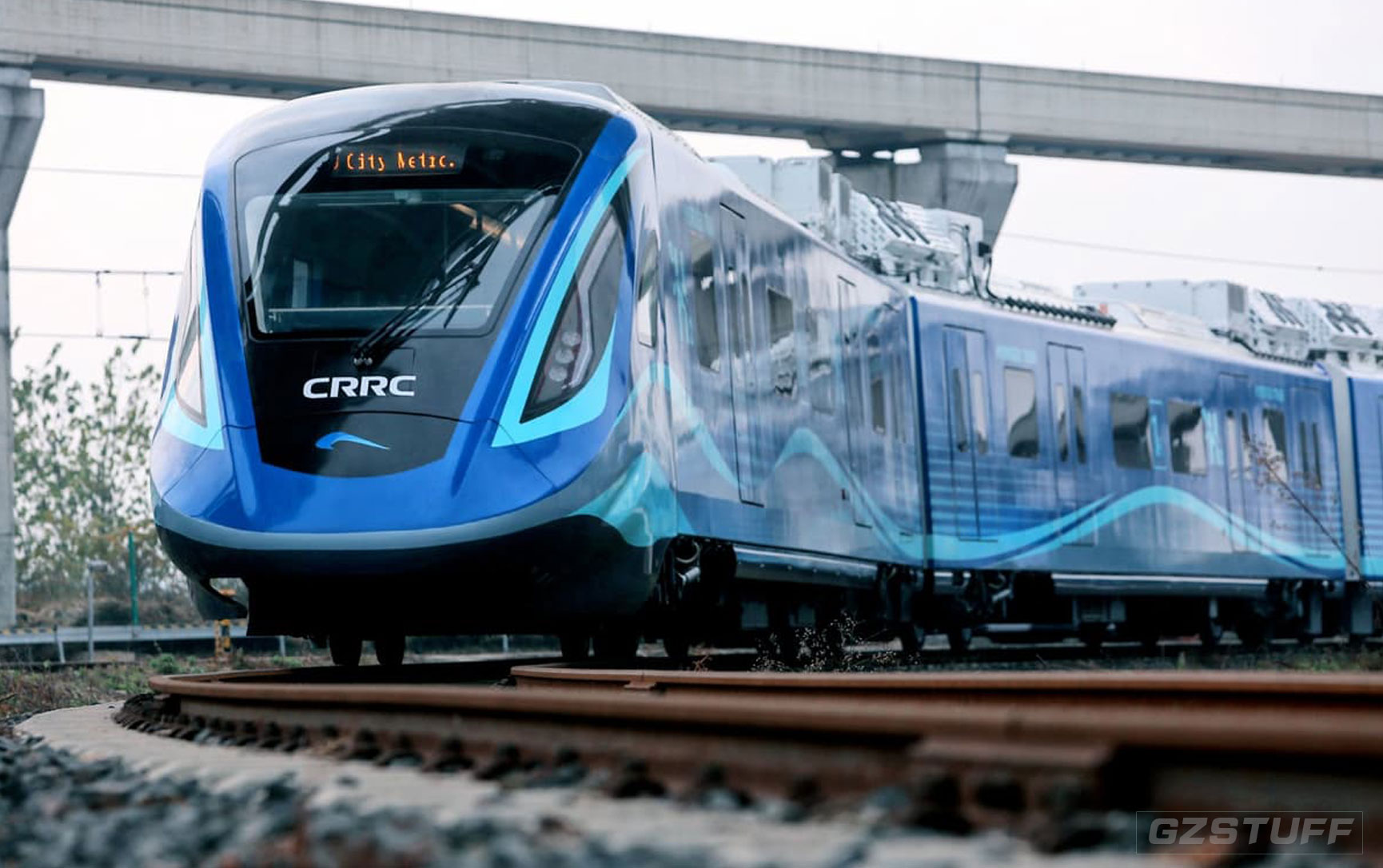 China Launches 100-mph Hydrogen/ Supercapacitor Train