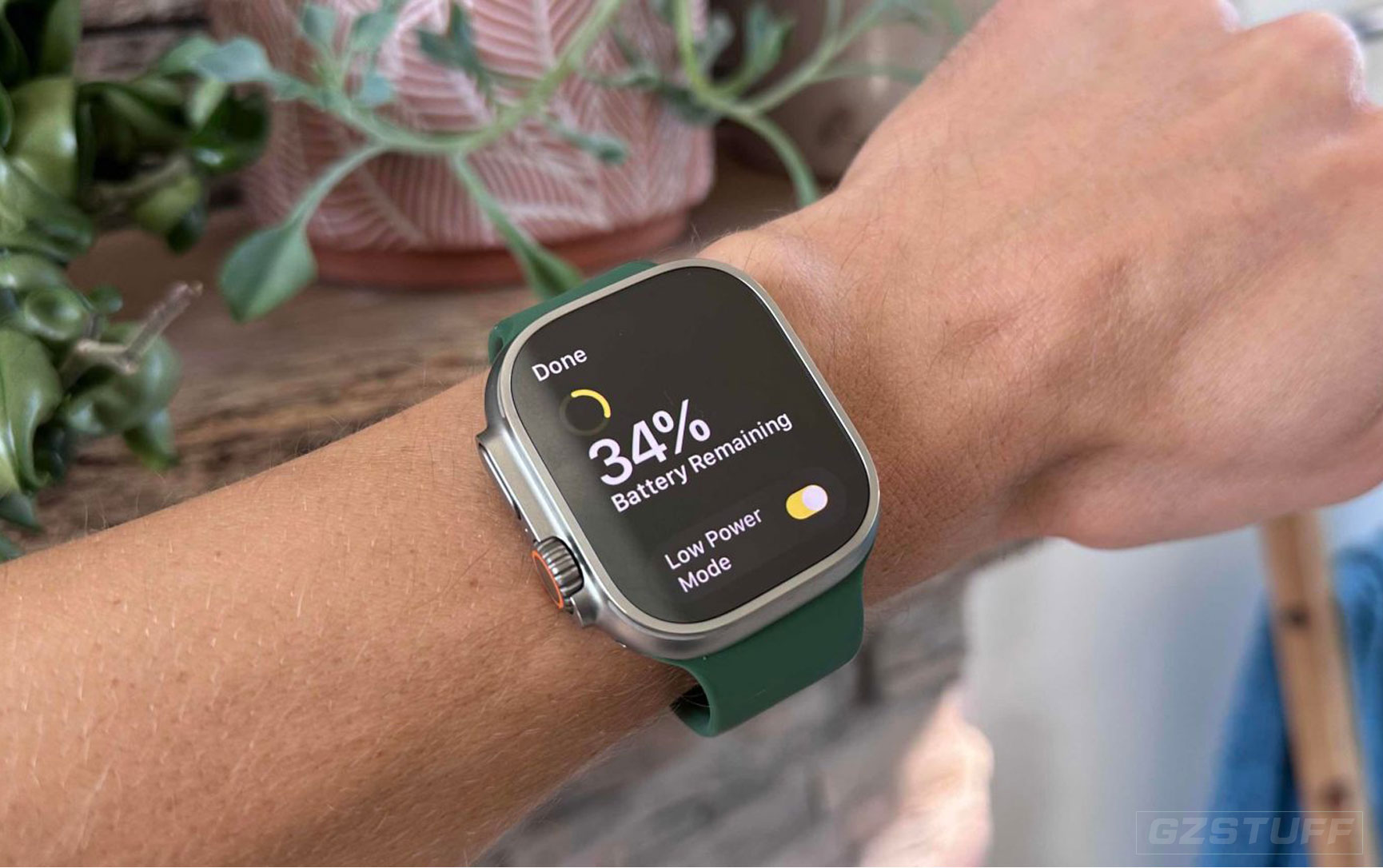How to turn on Apple Watch Low Power Mode and what you give up to use it
