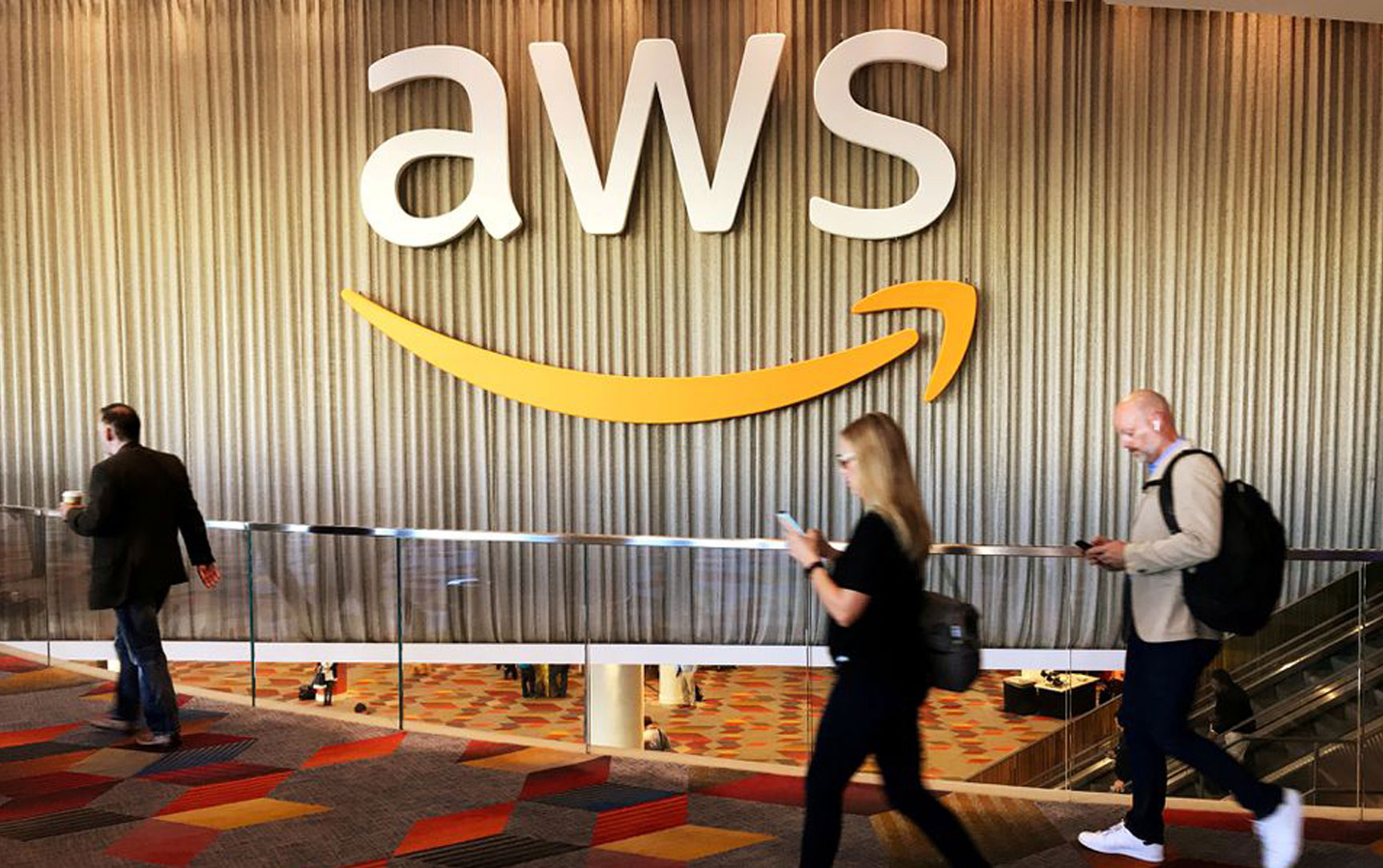 Analysis: Outage shows how Amazon's complex cloud makes backup plans difficult
