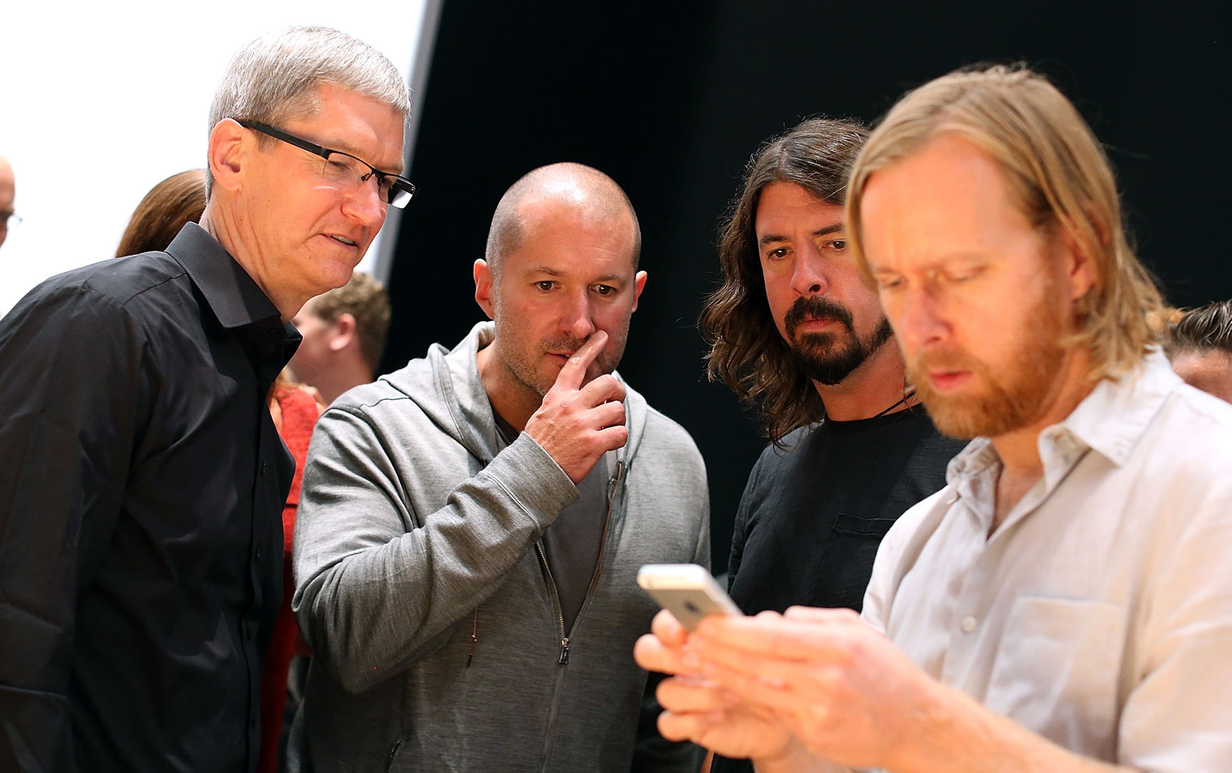 Jony Ive is no longer an Apple consultant, says report
