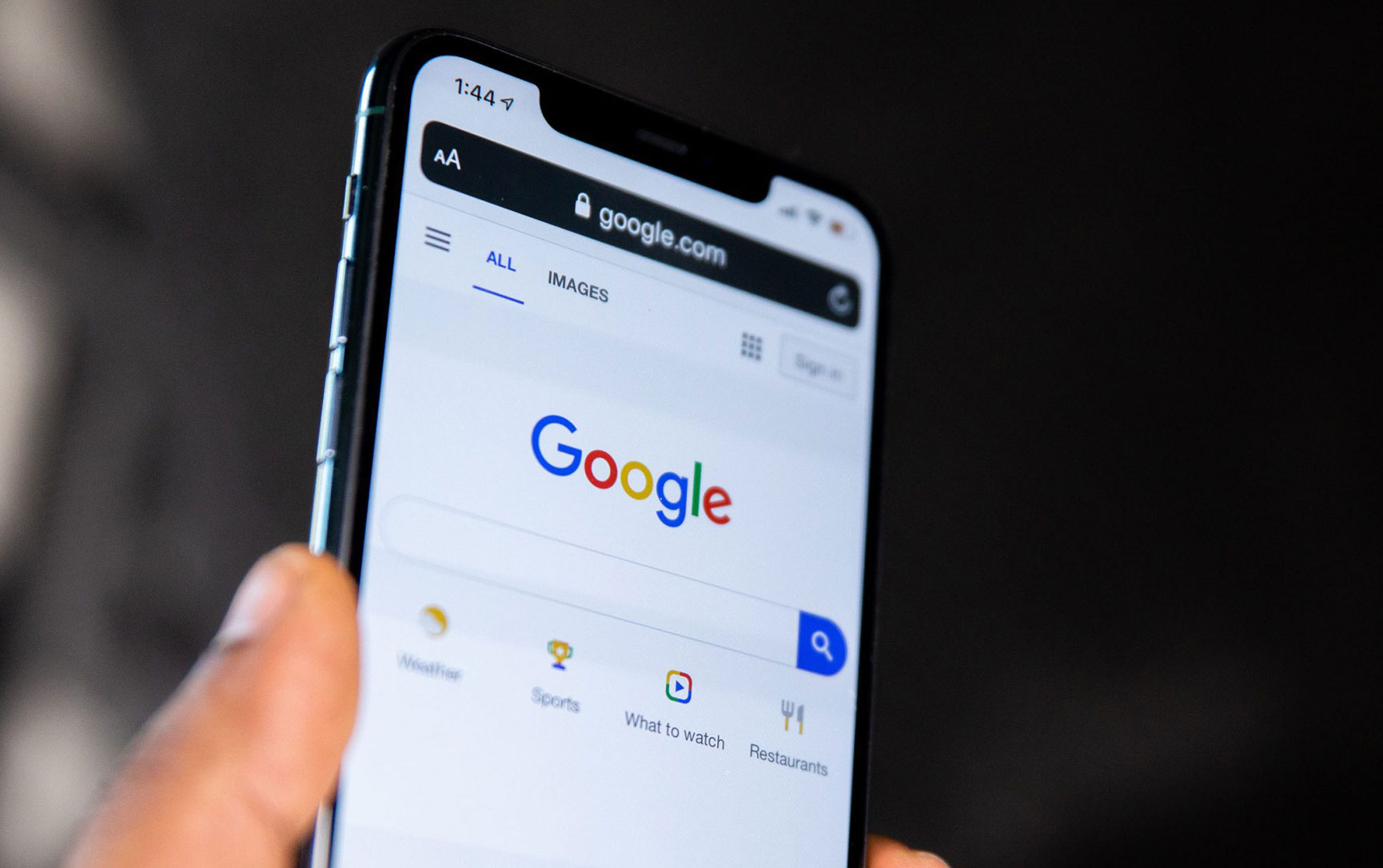 Class action lawsuit may reveal how much Google pays Apple to be the default search engine