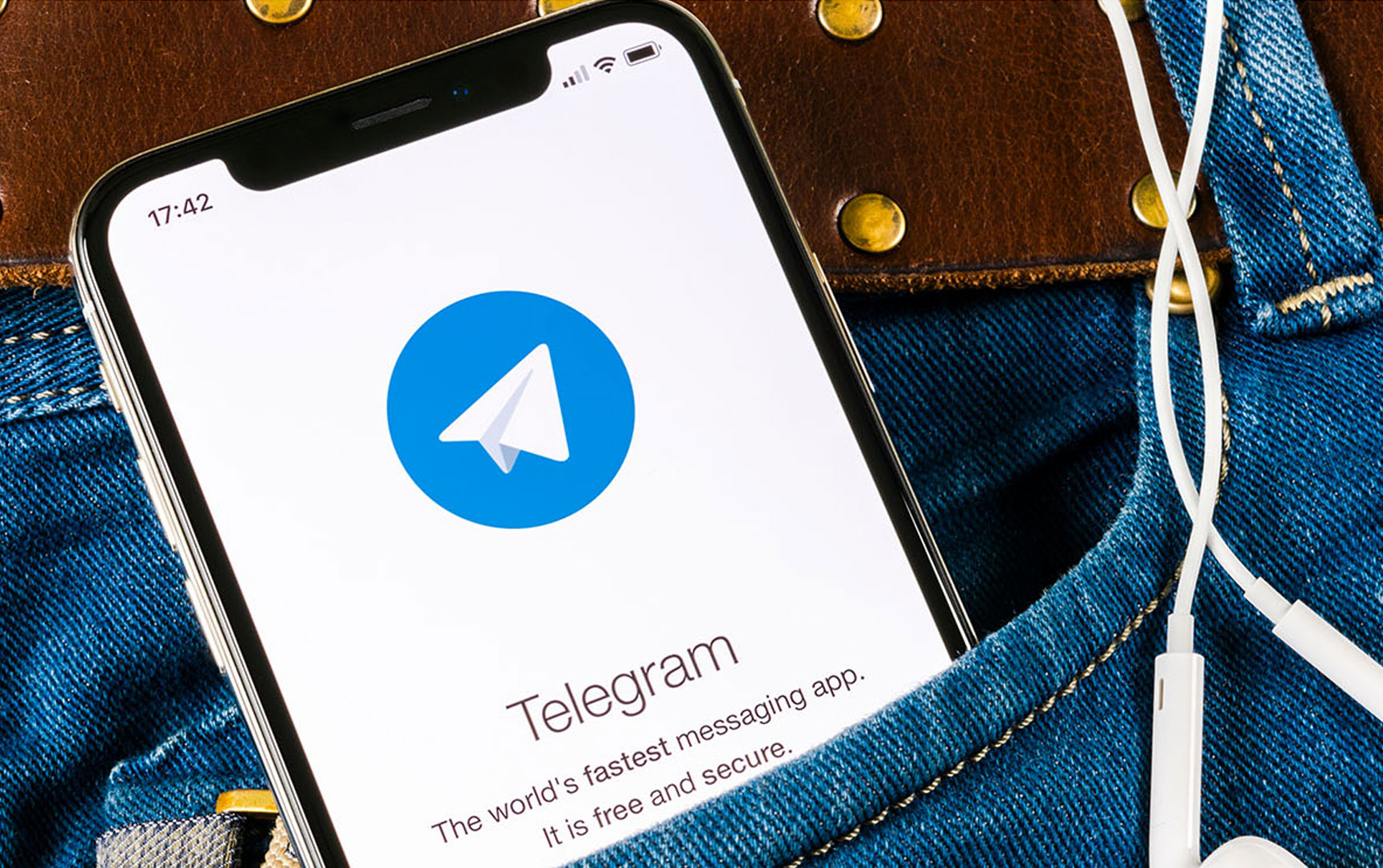 Telegram founder criticizes Apple for intentionally limiting web app features in iOS