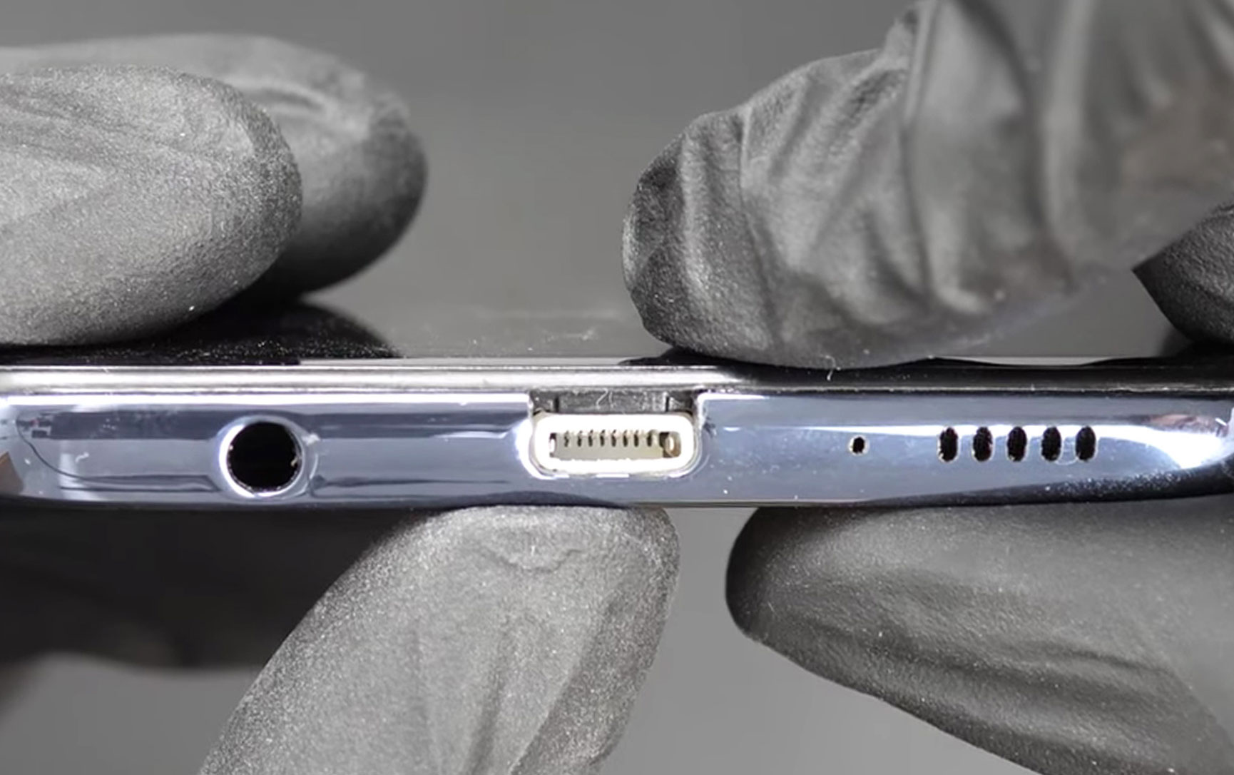 Someone brought the worst thing about the iPhone to Android