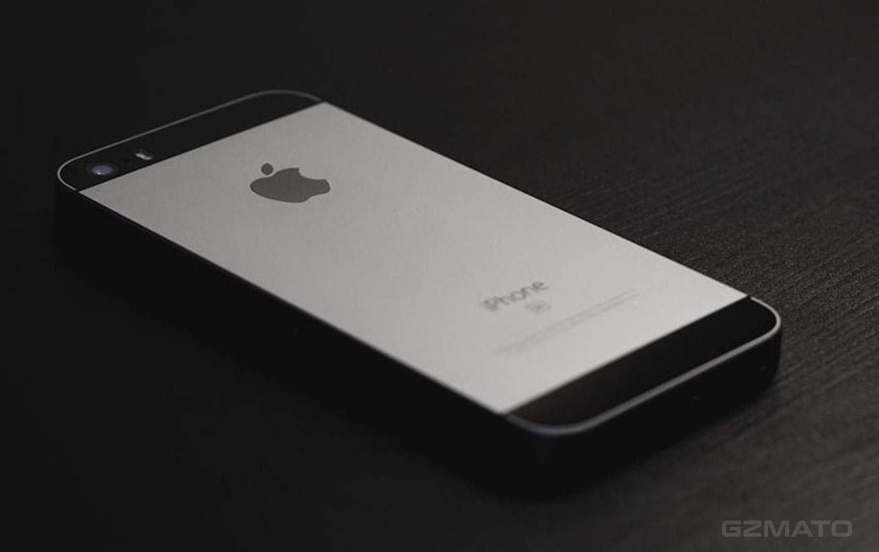 Apple Quietly Updates iOS 12.5.8 to Keep iMessage & FaceTime Alive on Old Devices