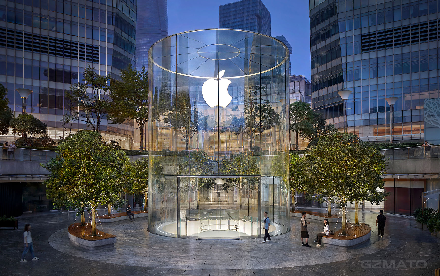 Apple October Launch Confirmed: Sealed Boxes Marked "Do Not Open Until October 8" Arrive at Stores