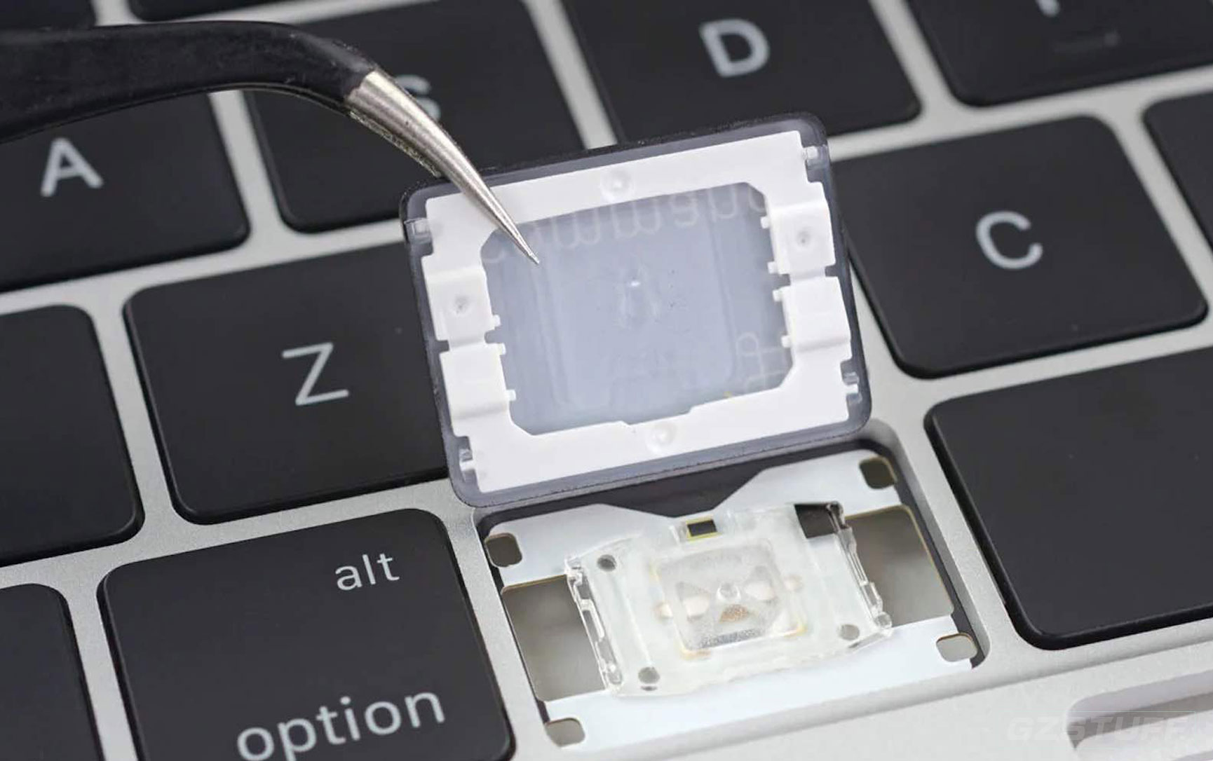 Apple’s $50 million butterfly keyboard lawsuit gets final approval; payouts to begin soon