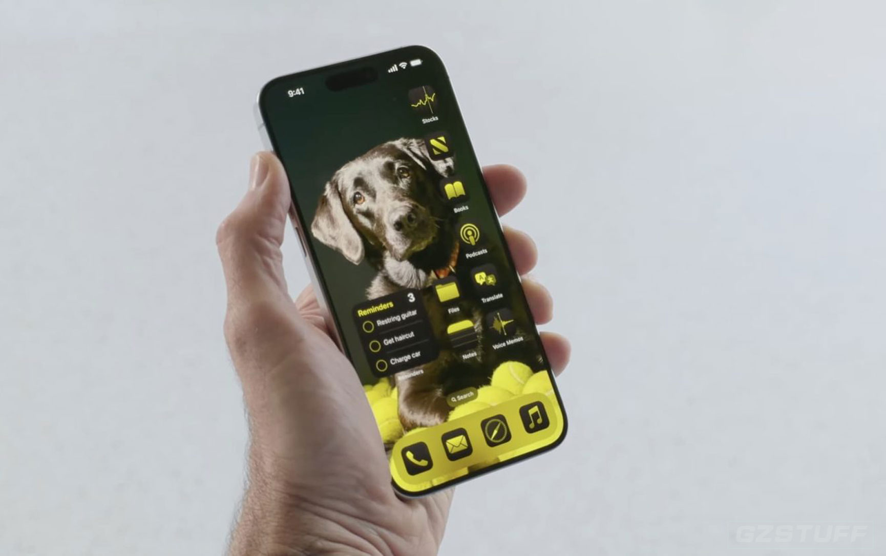 How to change iPhone app colors and theme in iOS 18