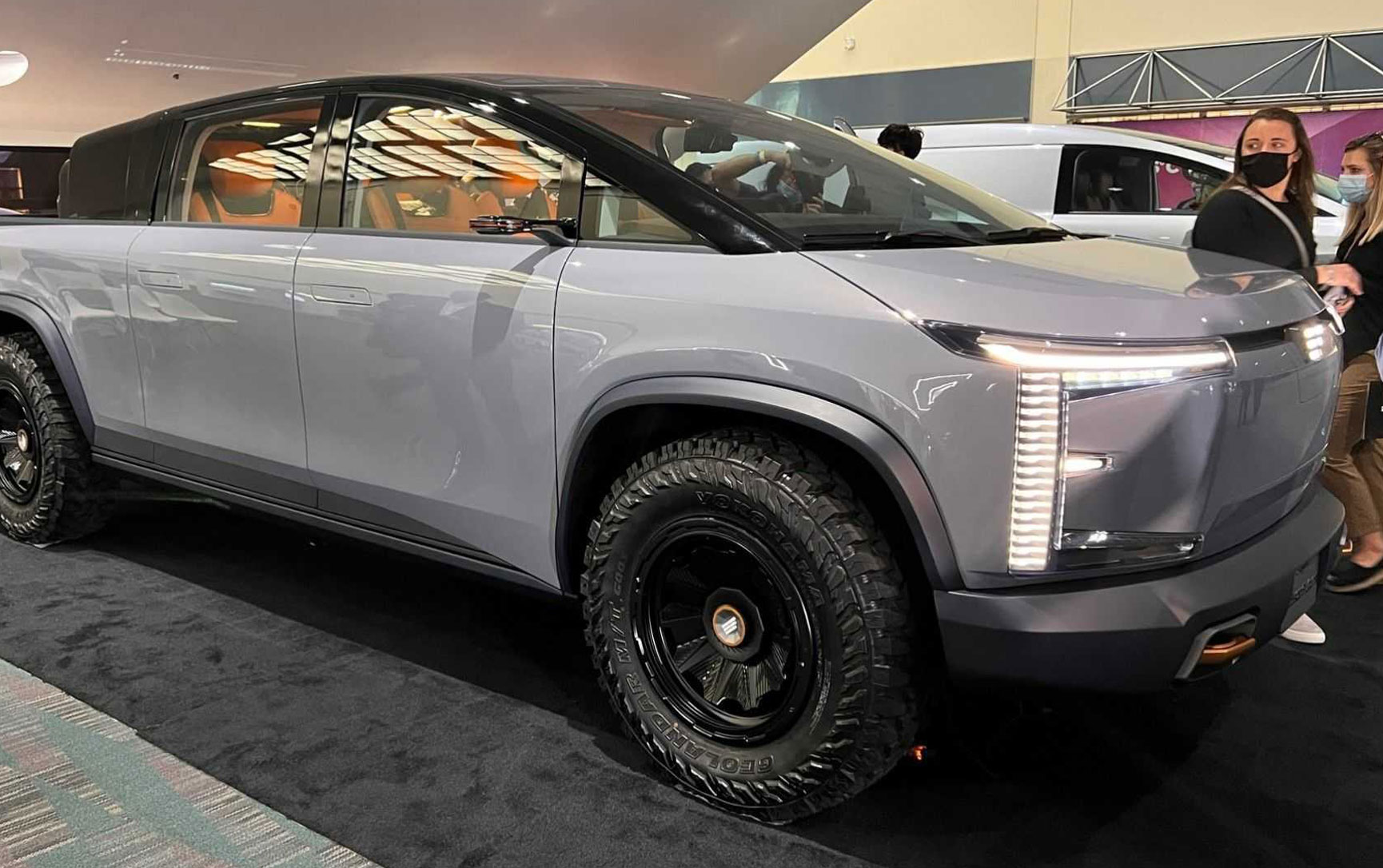EdisonFuture’s Tesla Cybertruck-Like Solar Pickup Unveils in LA Auto Show—Here’s What to Expect