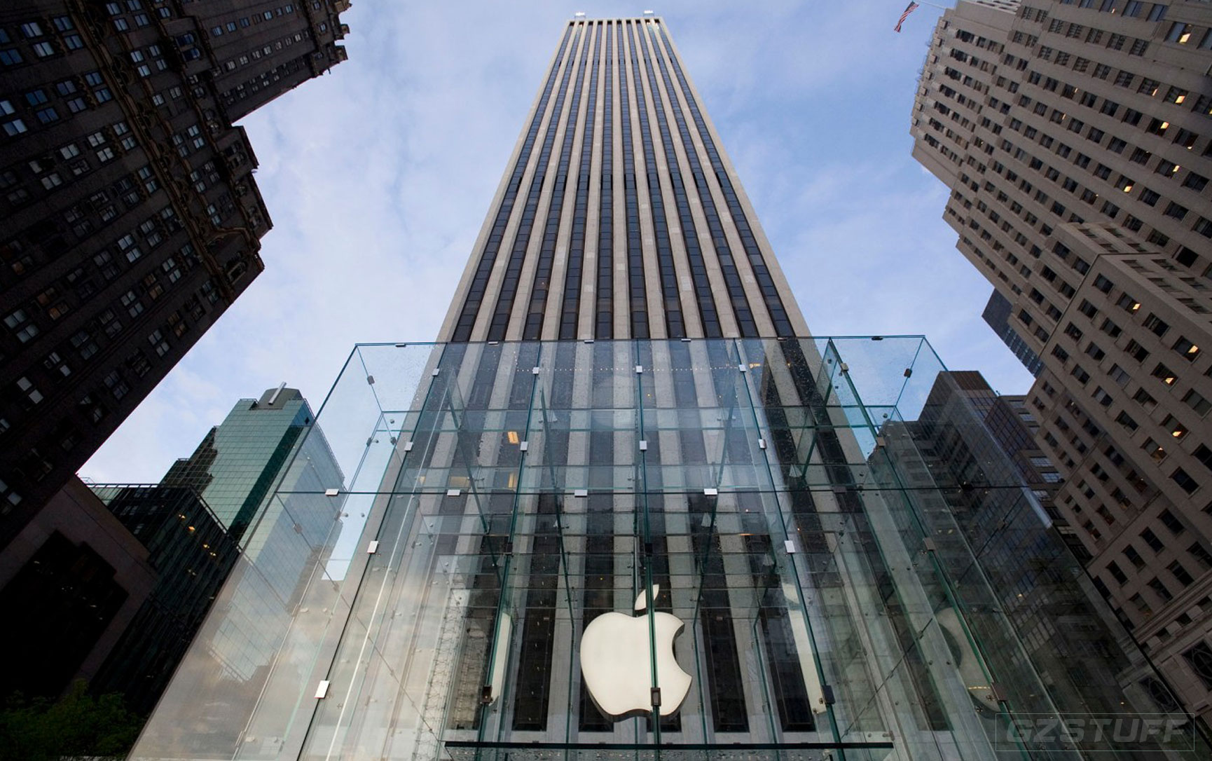 Apple alerts users in 92 nations to mercenary attacks in new warning