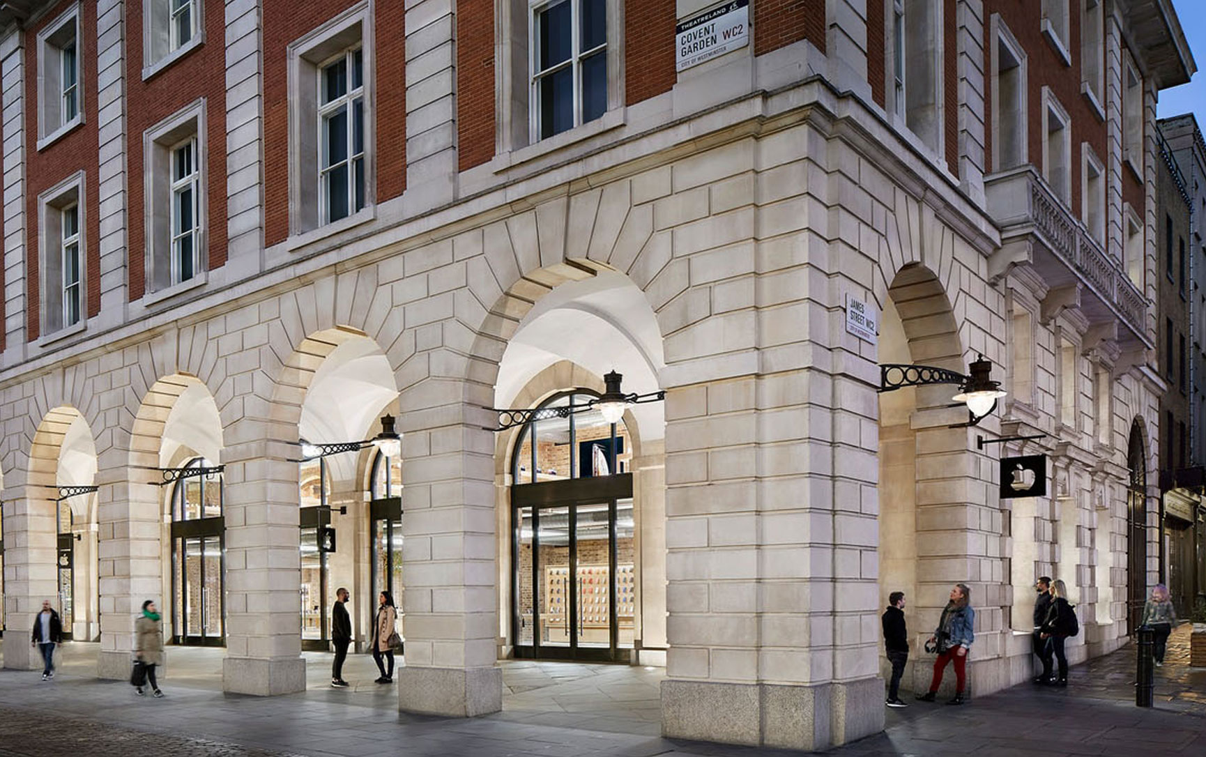 PSA: High iPhone 14 prices in UK and other countries aren’t due to Apple