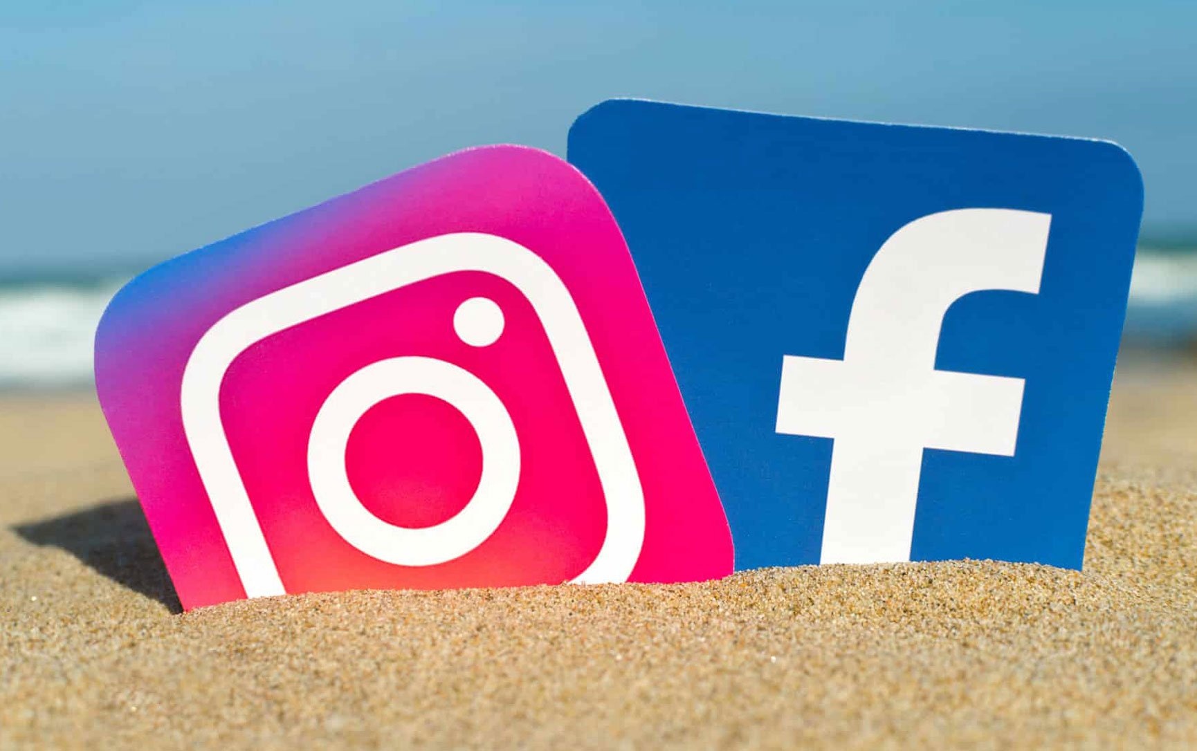 iOS Privacy: Instagram and Facebook can track anything you do on any website in their in-app browser