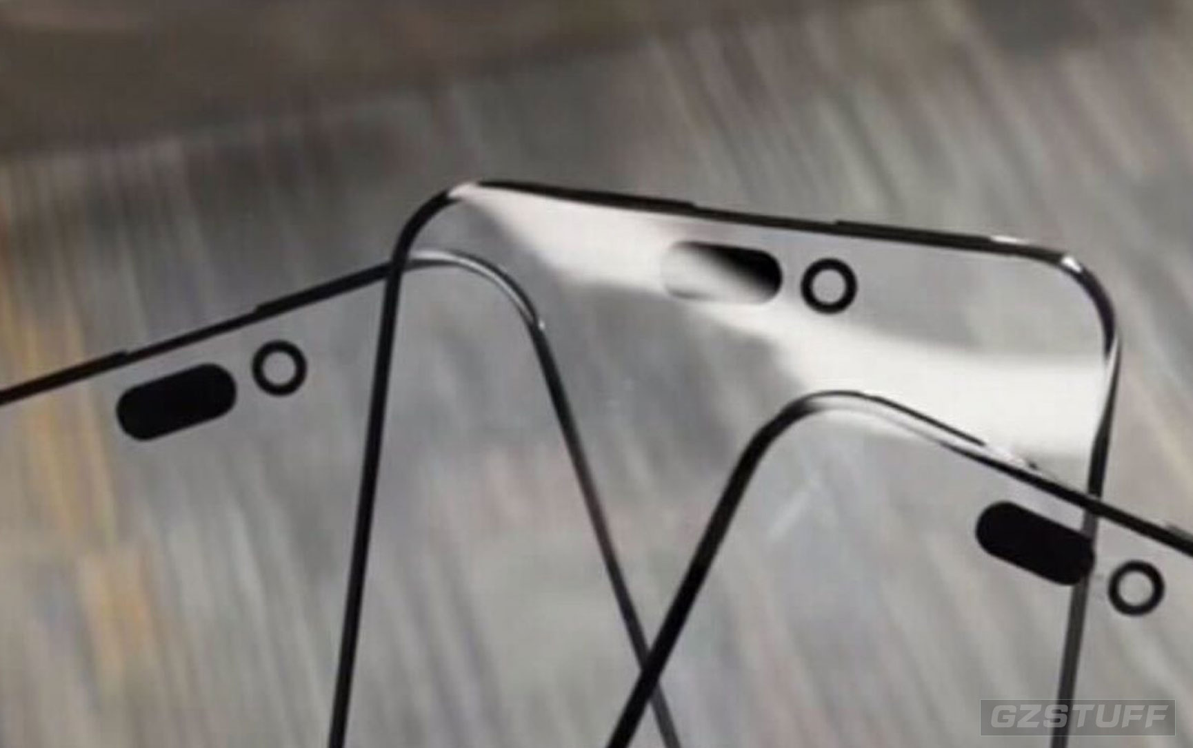 Dynamic Island on non-Pro models, leak shows on iPhone 15 front glass immersive screen